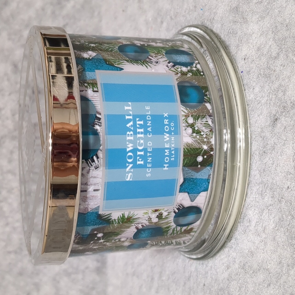 HomeWorx Snowball Fight 14oz 4-Wick Candle NWT